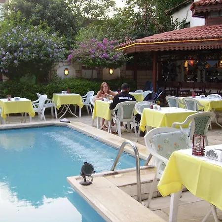 Hotel Karyatit Kaleici Antália