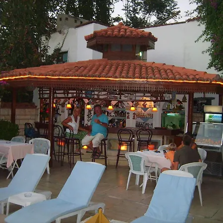 Hotel Karyatit Kaleici 3*