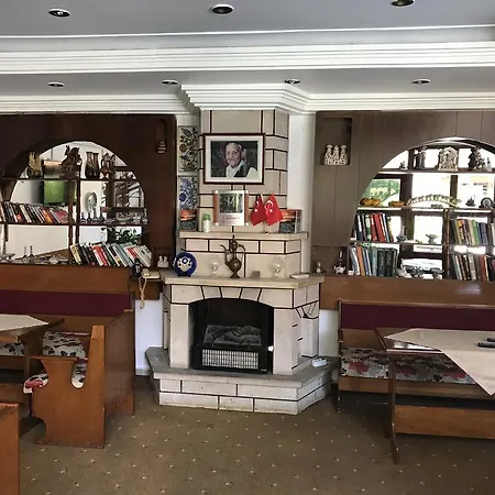 Karyatit Kaleici Hotel 3*
